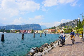 Riva-del-Garda-untrolleyperdue.jpg